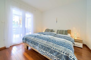 1 soverom, strykejern/-brett, wi-fi (inkludert) og sengetøy