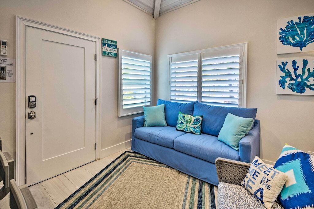 Seconds from the ocean, studio villa #5