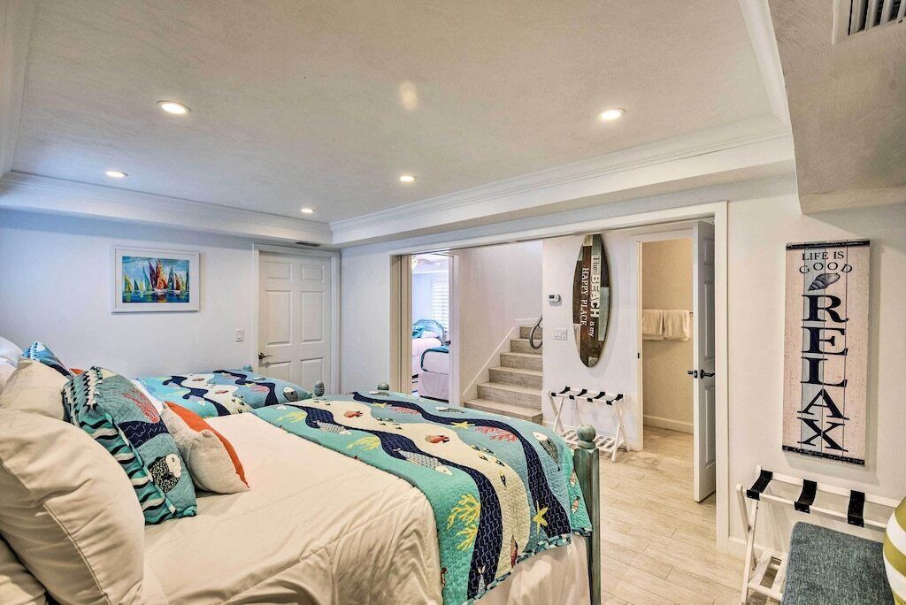 NEW! Lavish Beachfront House w/ Outdoor Kitchen!