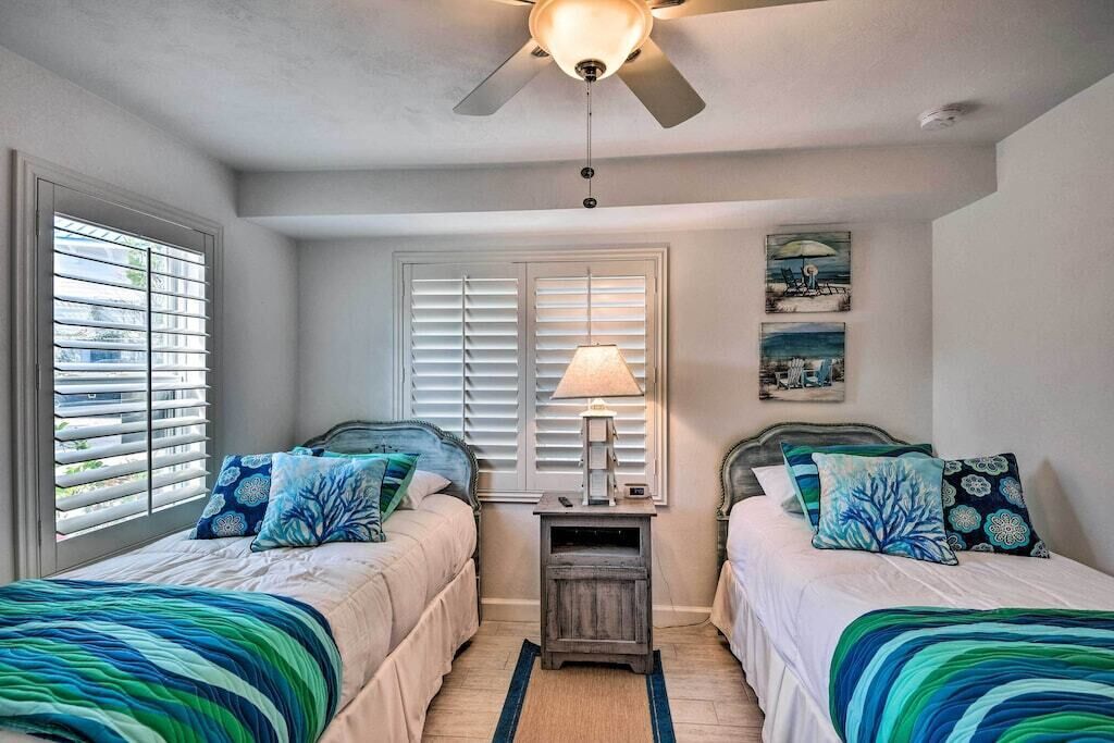 NEW! Lavish Beachfront House w/ Outdoor Kitchen!