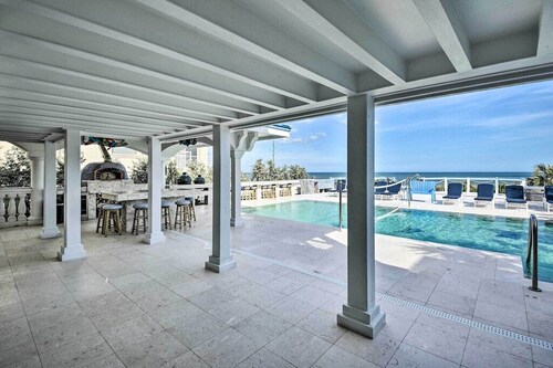 NEW! Lavish Beachfront House w/ Outdoor Kitchen!