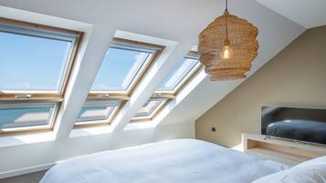 4 slaapkamers, een strijkplank/strijkijzer, gratis wifi, beddengoed