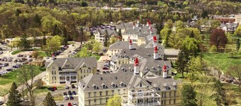 Chic Studio in Historic Village~Walk to Restaurants, Shops, and Trails!