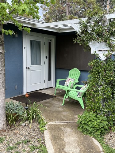 Robin's Nest - 
Cozy & quiet guest house minutes from historic downtown Mariposa