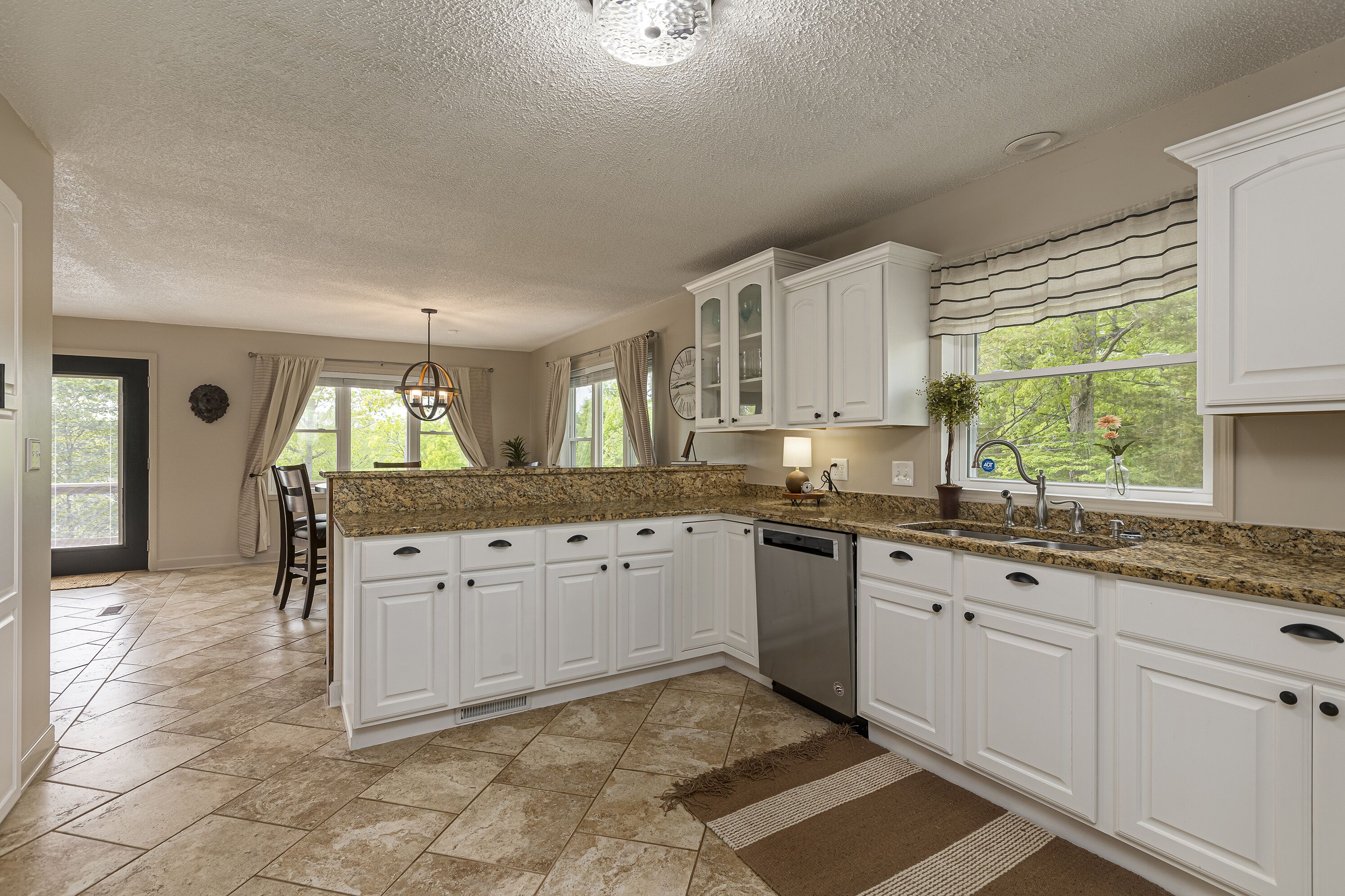 Lakefront, Kayaks, Boat Rental, Deep Water