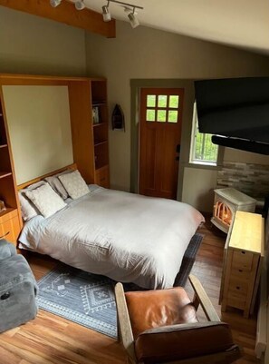 2 室のベッドルーム、旅行用ベビーベッド、WiFi (無料)、ベッドシーツ
