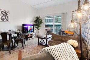 Smart TV, livros, monitores de computador