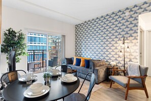 Smart TV, books, computer monitors - Lux & Cozy Apt | Walk Everywhere, Free Parking, Balcony w/ City Views (Charlotte)