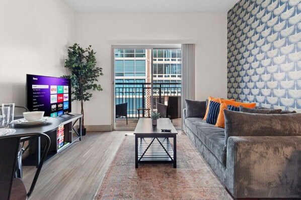 Smart TV, books, computer monitors - Lux & Cozy Apt | Walk Everywhere, Free Parking, Balcony w/ City Views (Charlotte)