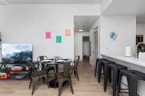 تناول الطعام