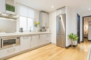 Fridge, microwave, oven, dishwasher