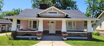 AV Bungalows #1 with Loft