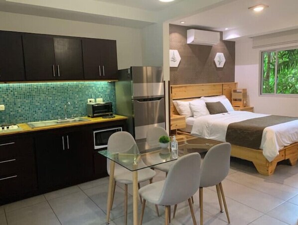 1 bedroom, in-room safe, iron/ironing board, travel crib