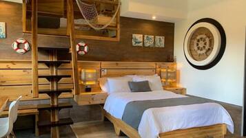 1 camera, una cassaforte in camera, ferro/asse da stiro