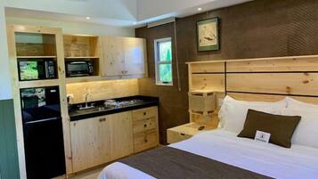 1 bedroom, in-room safe, iron/ironing board, travel crib