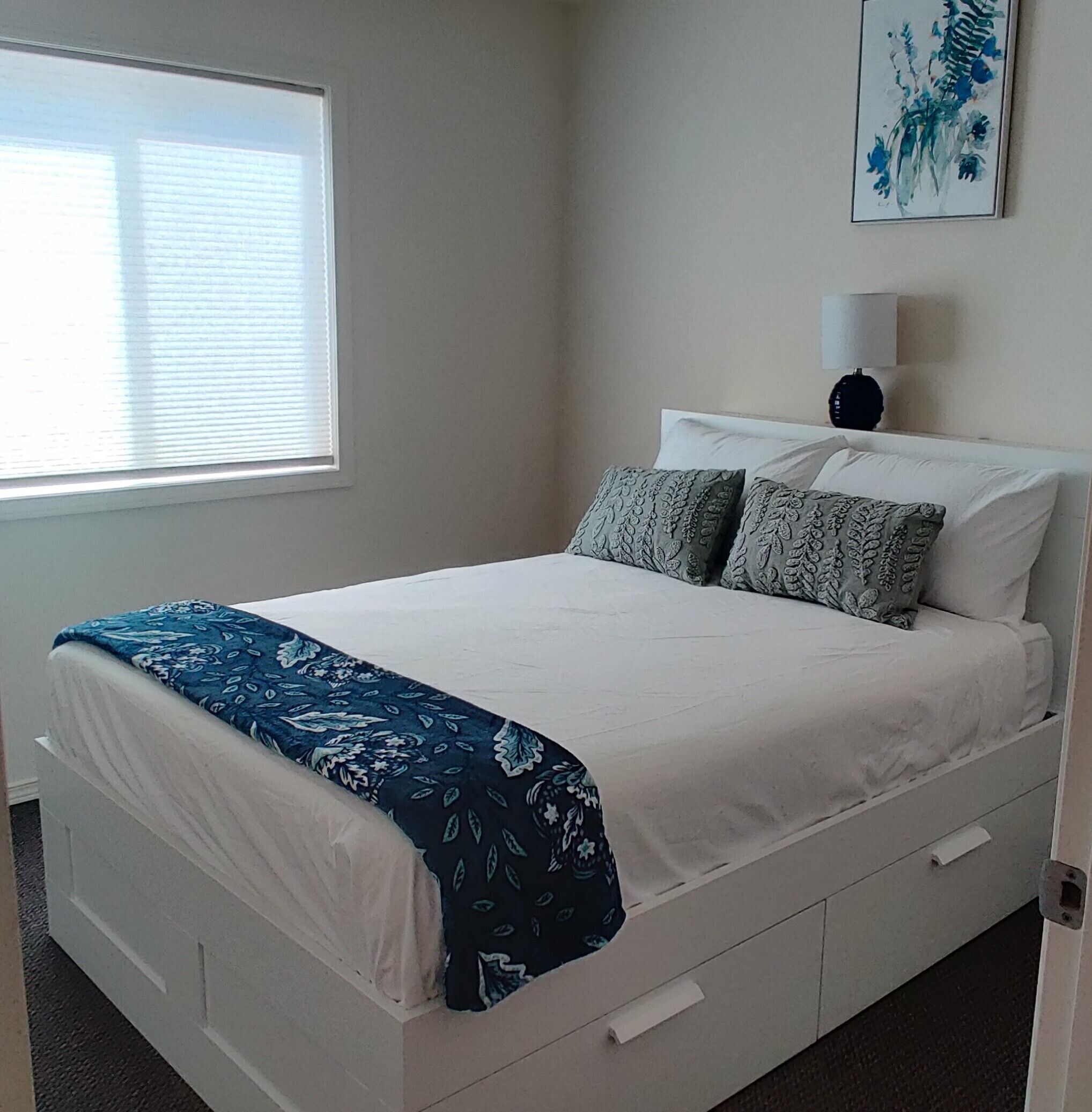 2BR Fully Furnished duplex in a quiet neighborhood. Unit 1006