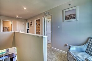Interior - Beautiful Peaceful Home (Cambridge)