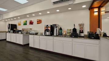 Free daily continental breakfast