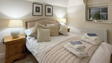 3 bedrooms, free WiFi, bed sheets