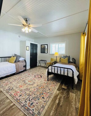 3 bedrooms, iron/ironing board, travel cot, WiFi