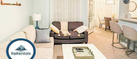 テレビ、書斎 / ワークスペース