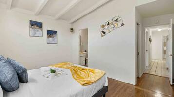 Maison Classique | 2 chambres, bureau, fer et planche Ă repasser, Wi-Fi gratuit