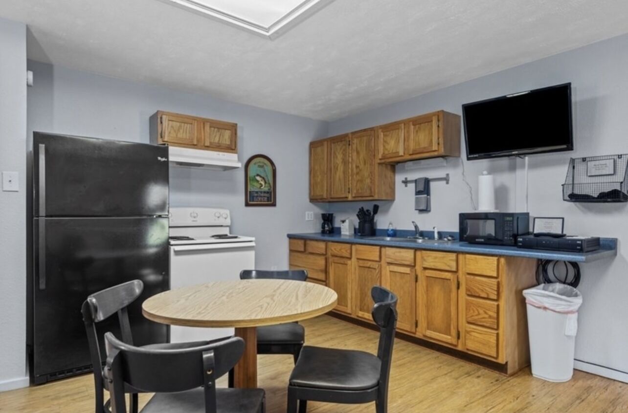 Angler’s Corner at Sam Rayburn Broaddus Tx Rm 1 of 2 Formerly Kingsley’s Corner