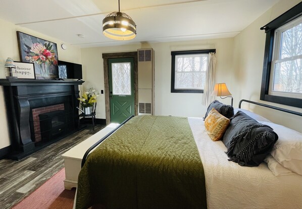 1 غرفة نوم ومكواة/لوح كي وسرير سفر وواي فاي