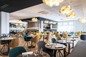 Restaurant - Holiday Inn Dijon Sud Longvic by IHG (Longvic)