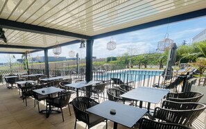 Exterior - Holiday Inn Dijon Sud Longvic by IHG (Longvic)