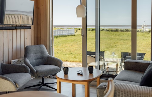 2 bedroom amazing home in Esbjerg V