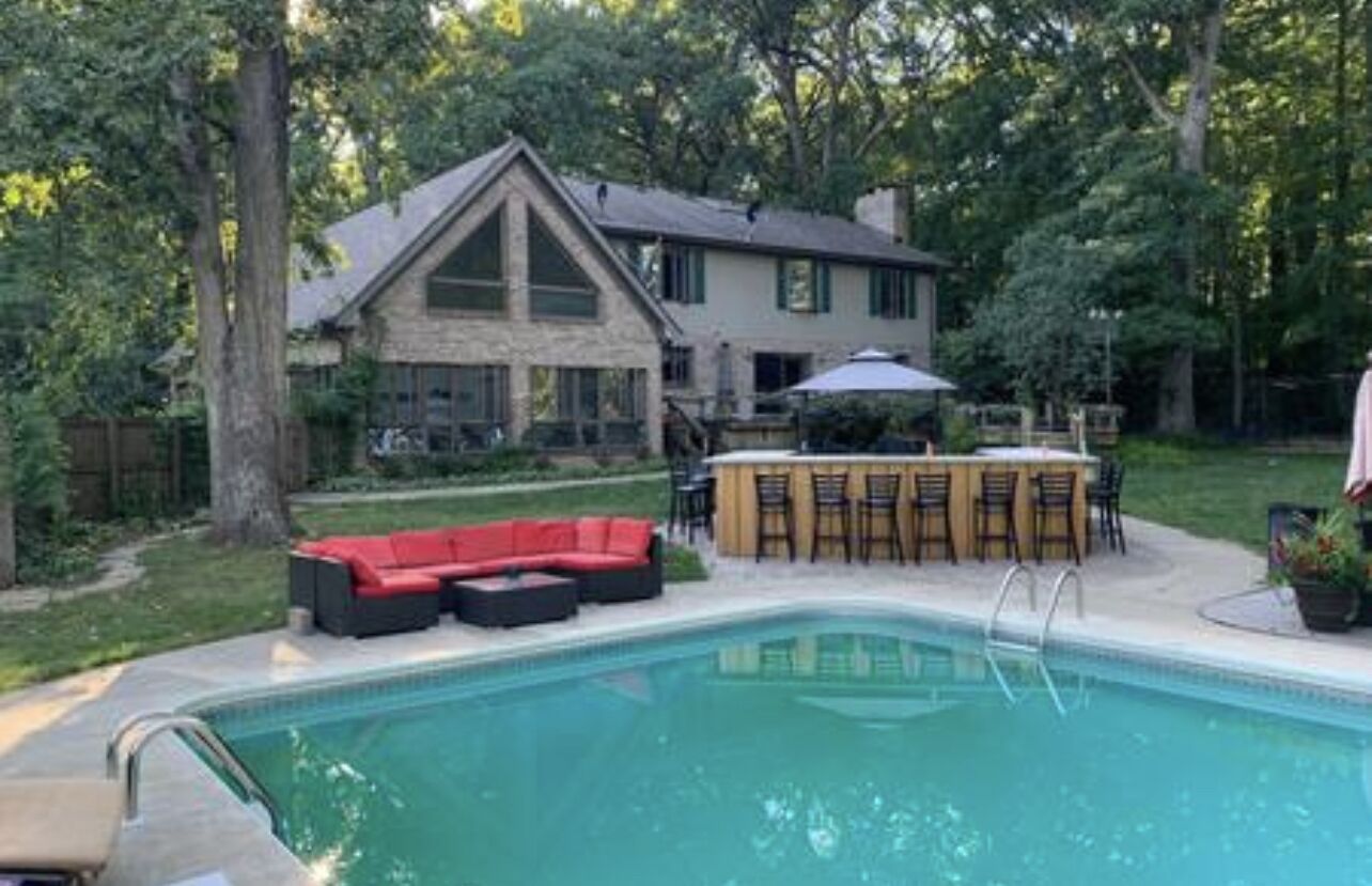 Private 5-Acre Bird Sanctuary Estate for Family and Friends!