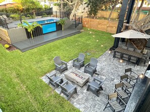 Outdoor dining - 5⭐ 6BD/4BA ~ Steps to Beach Shipping Container Pool w ~ Game Rm ~Summer Kitchen (Cocoa Beach)