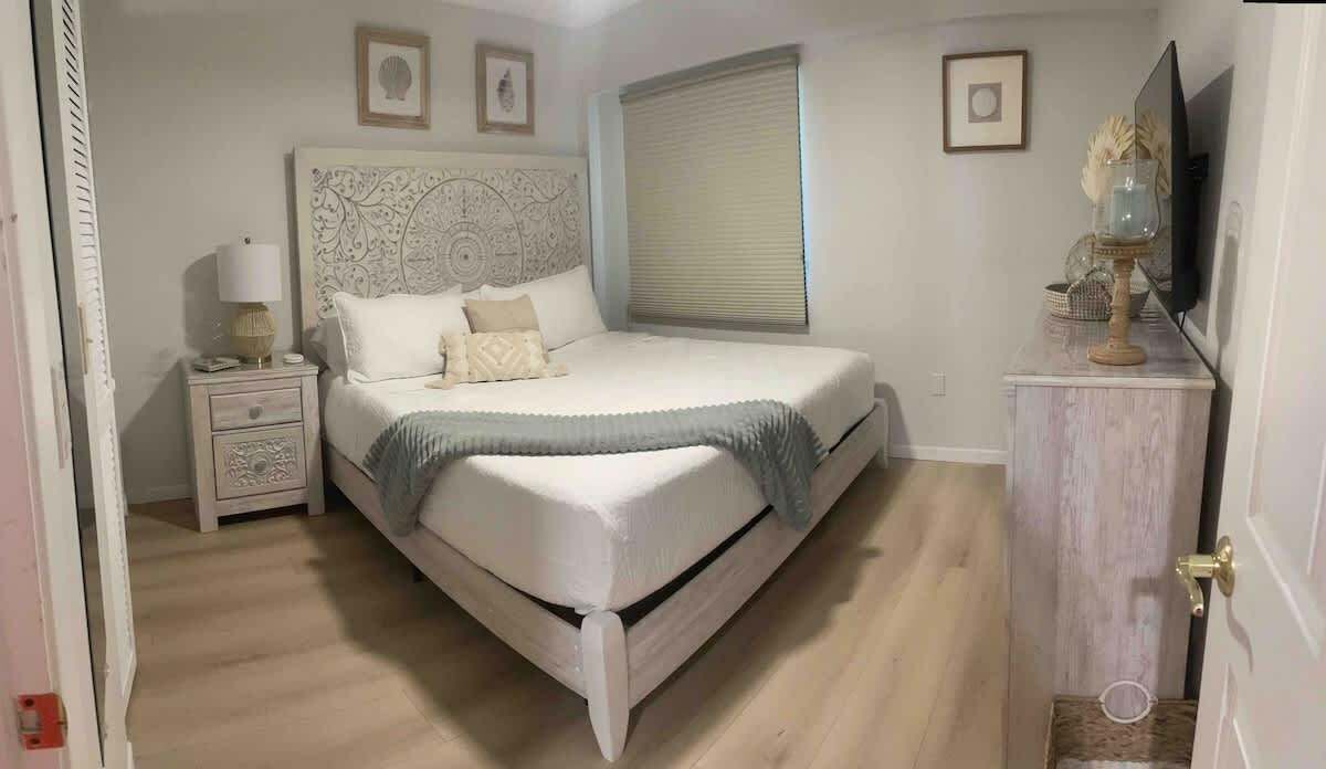 3 soverom, strykejern/-brett, reiseseng for barn og wi-fi (inkludert)