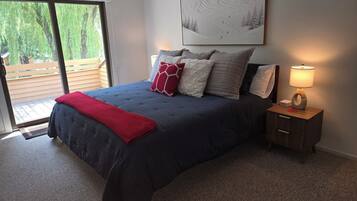 2 chambres, fer et planche à repasser, Wi-Fi gratuit, draps fournis