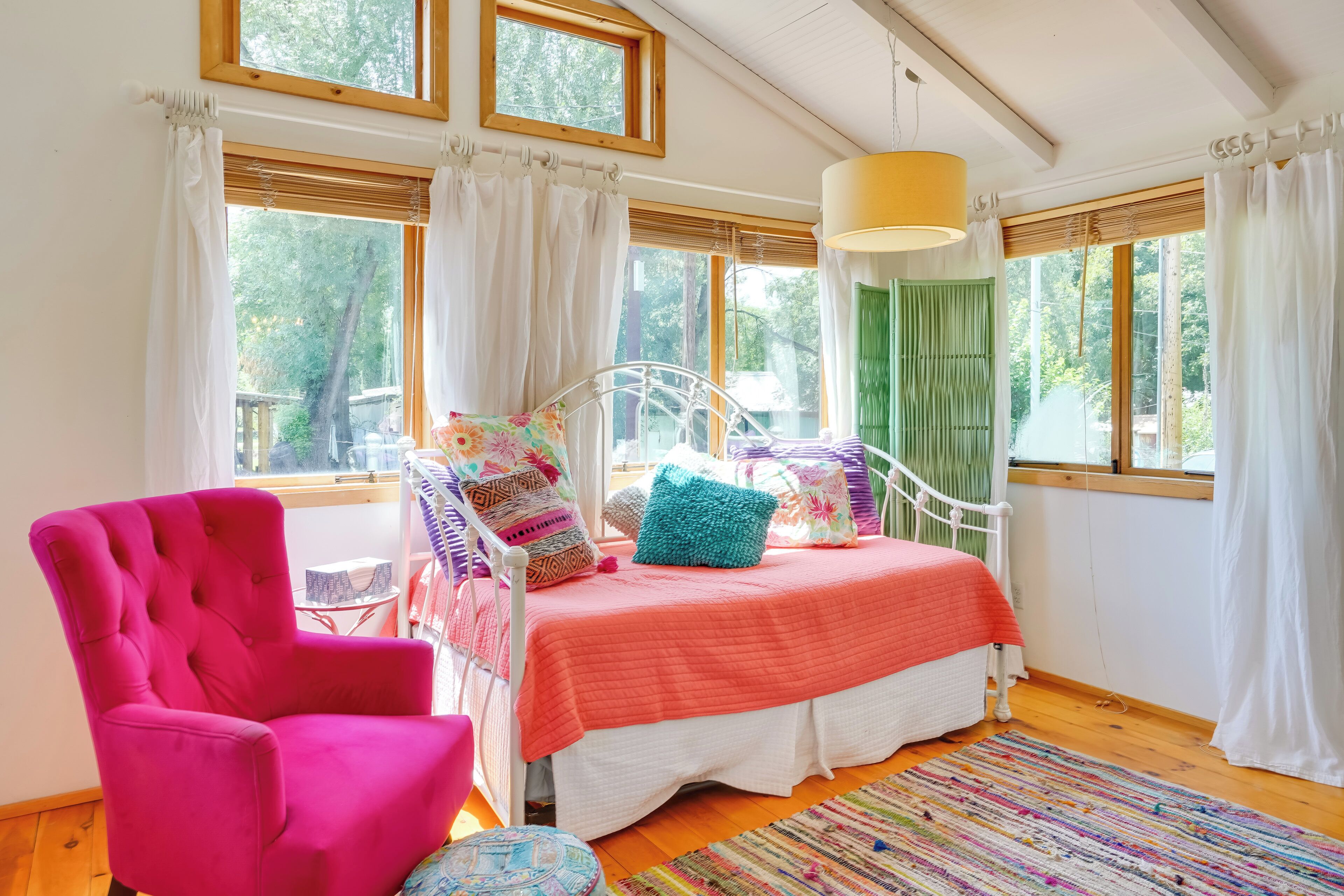 Pet-Friendly Patagonia Apt ~ 12 Mi to Wineries!