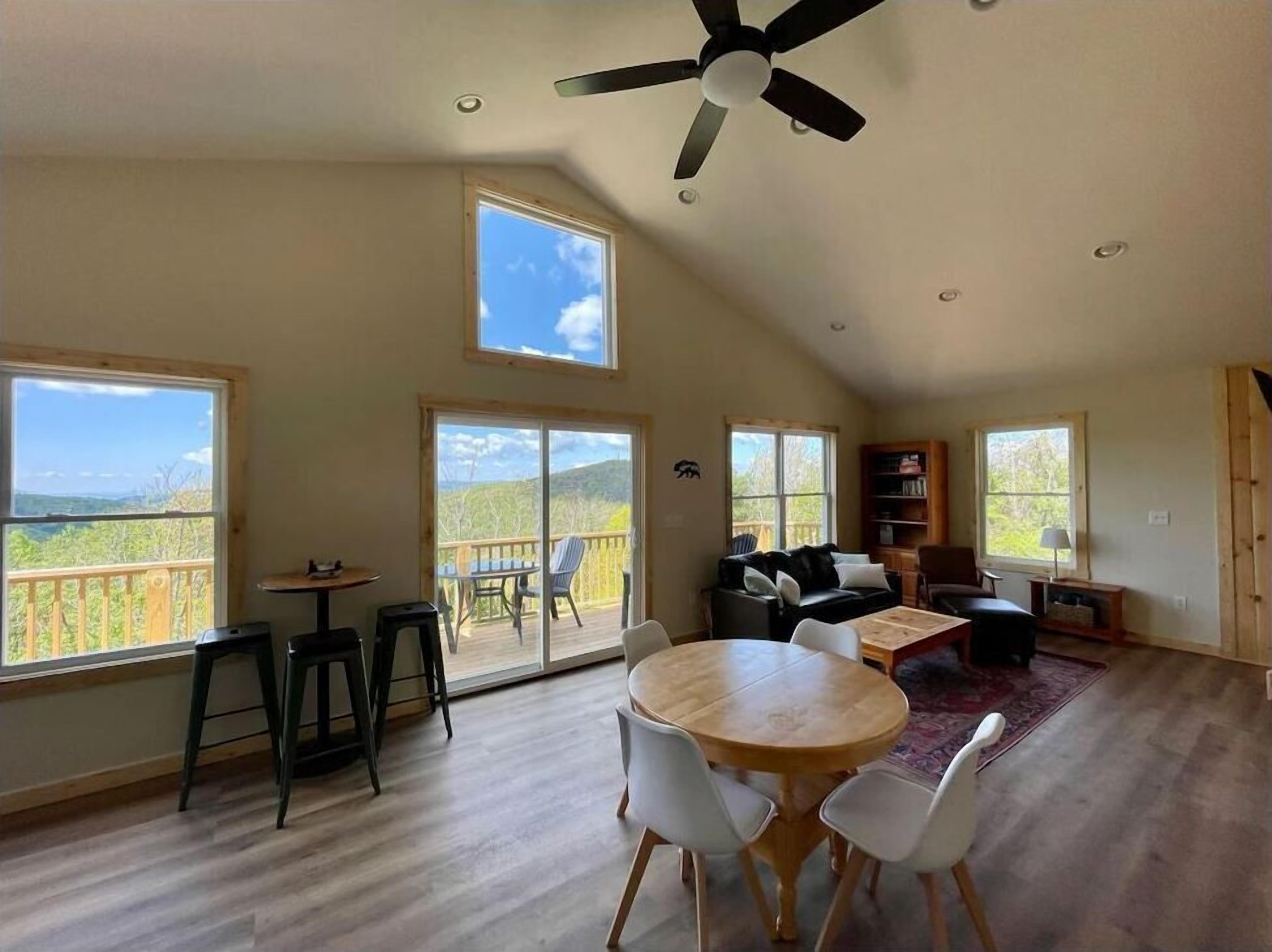 TV connectée, lecteur de DVD, vidéothèque