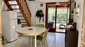 Dining - 188 – House for 6 guests in the heart of the forest in Maubuisson (MAUBUISSON)