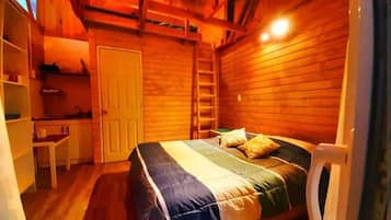 Classic Double or Twin Room | 1 bedroom, individually decorated, free WiFi, bed sheets