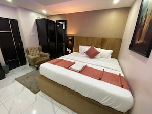 Executive-Zimmer | Bettwäsche aus ägyptischer Baumwolle, hochwertige Bettwaren