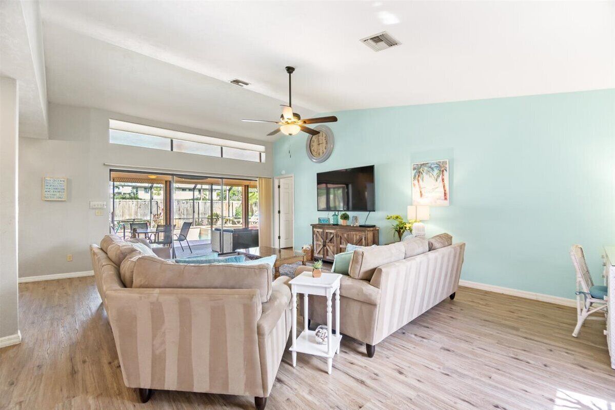 Paradise in Bonita w/Pool & Spa undre 4miles to the beach!