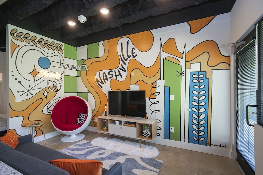 New! Groovy Oasis Near Airport And Downtown Nash! - Nashville, TN