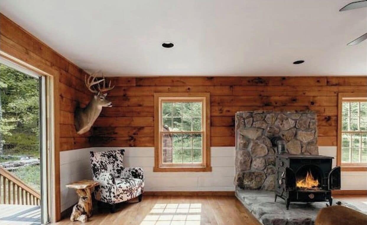 Cabin Roscoe 5 acres. Trendy, Cozy ,Fish on the Beaverkill, hunt, kayak, hiking 