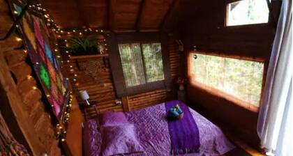 Cabaña con Chimenea en el Bosque, Naturaleza a 30 min de Medellin
