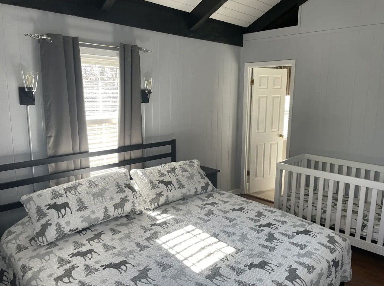 Massanutten Resort Chalet w/ Private Porch & Pond