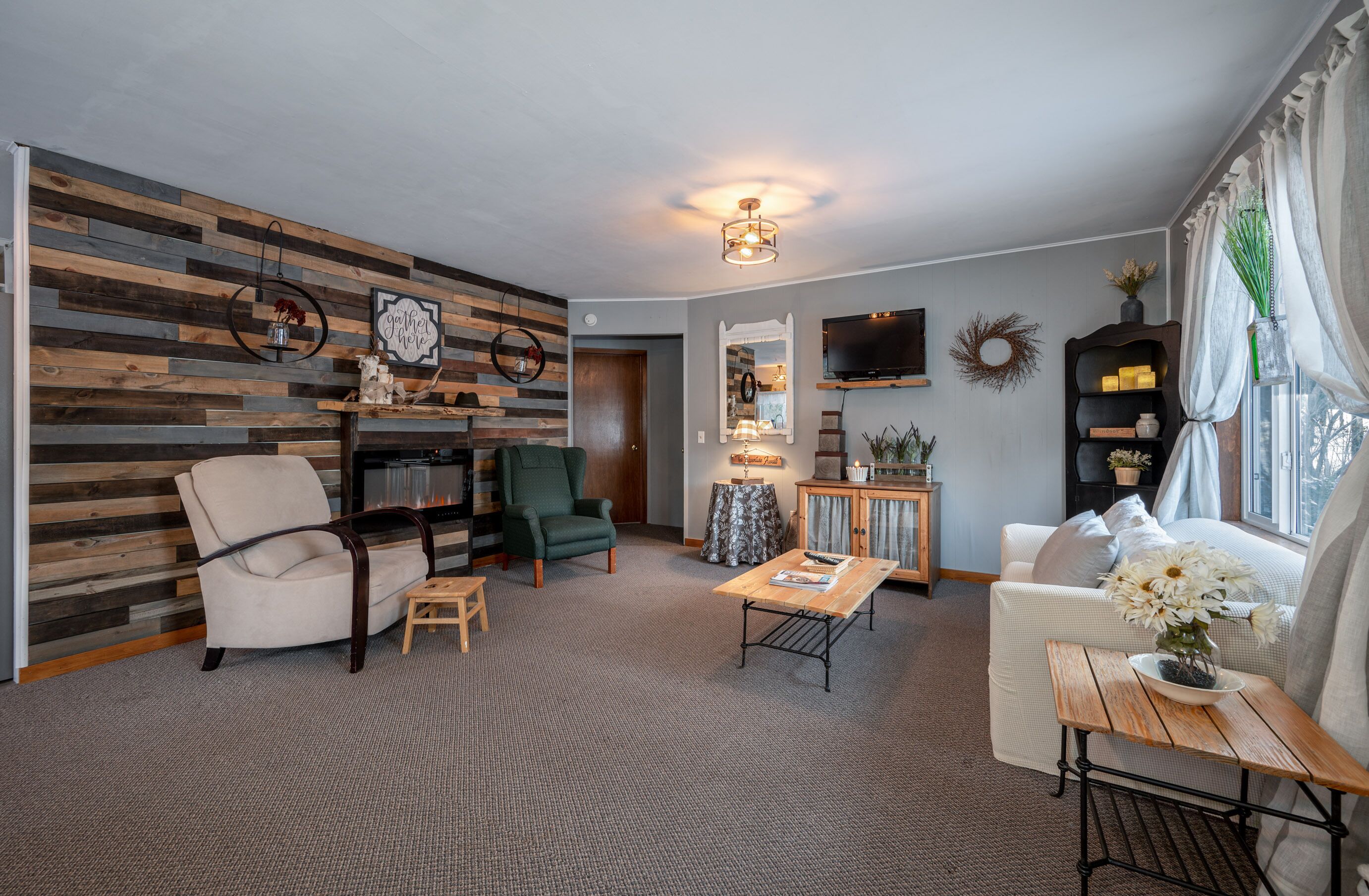 Smart-tv en een open haard