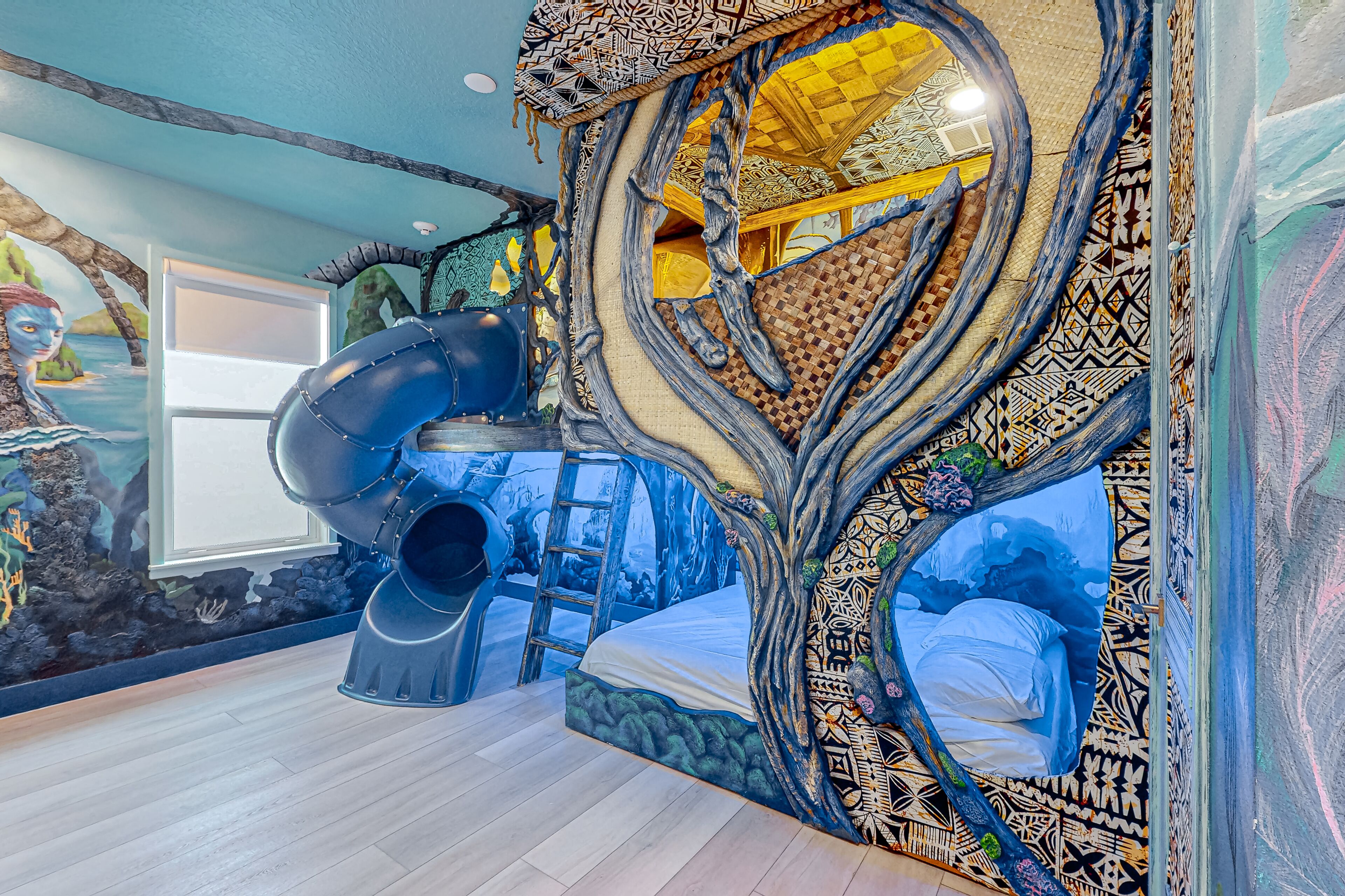 9 bedrooms, iron/ironing board, WiFi, bed sheets