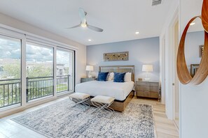 9 soveværelser, strygejern/strygebræt, Wi-Fi, sengetøj