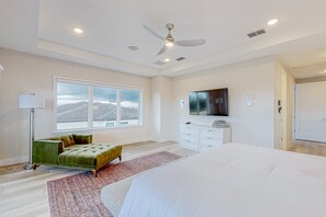9 habitaciones, tabla de planchar con plancha, wifi y ropa de cama