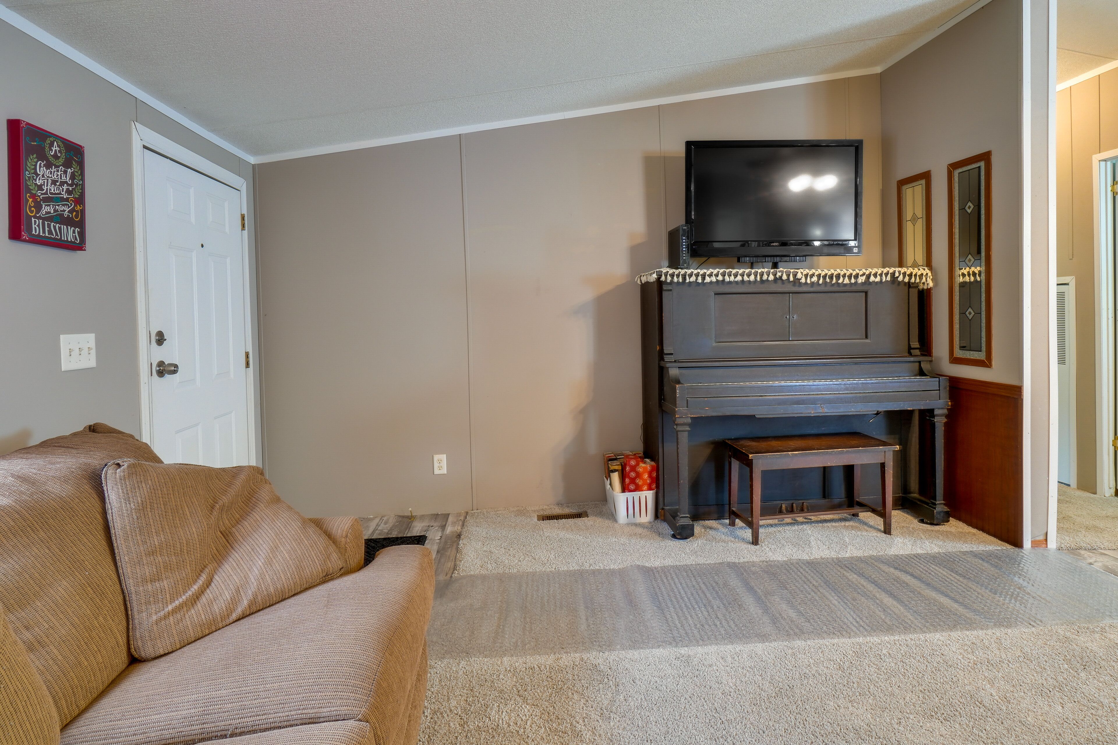 Tennessee Vacation Rental ~ 2 Mi to Windrock Park!